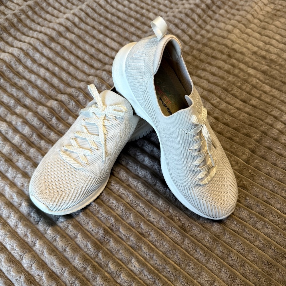 Cream Sketchers Slip On Knit Sneakers